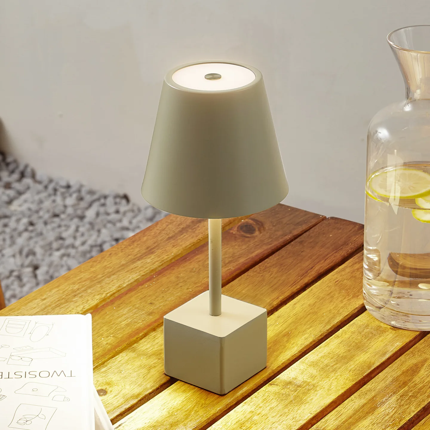 Janea Cube Portable Tischleuchte Dim. IP54 Grün - Lindby - Terrasse - Modern - Metall - Einflammig