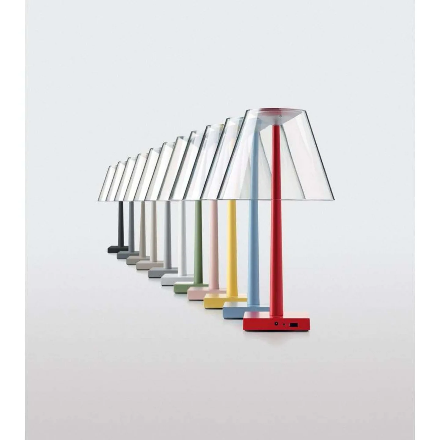 Dina+ Portable Bordlampe Matt White - Rotaliana - Stue - Aluminium