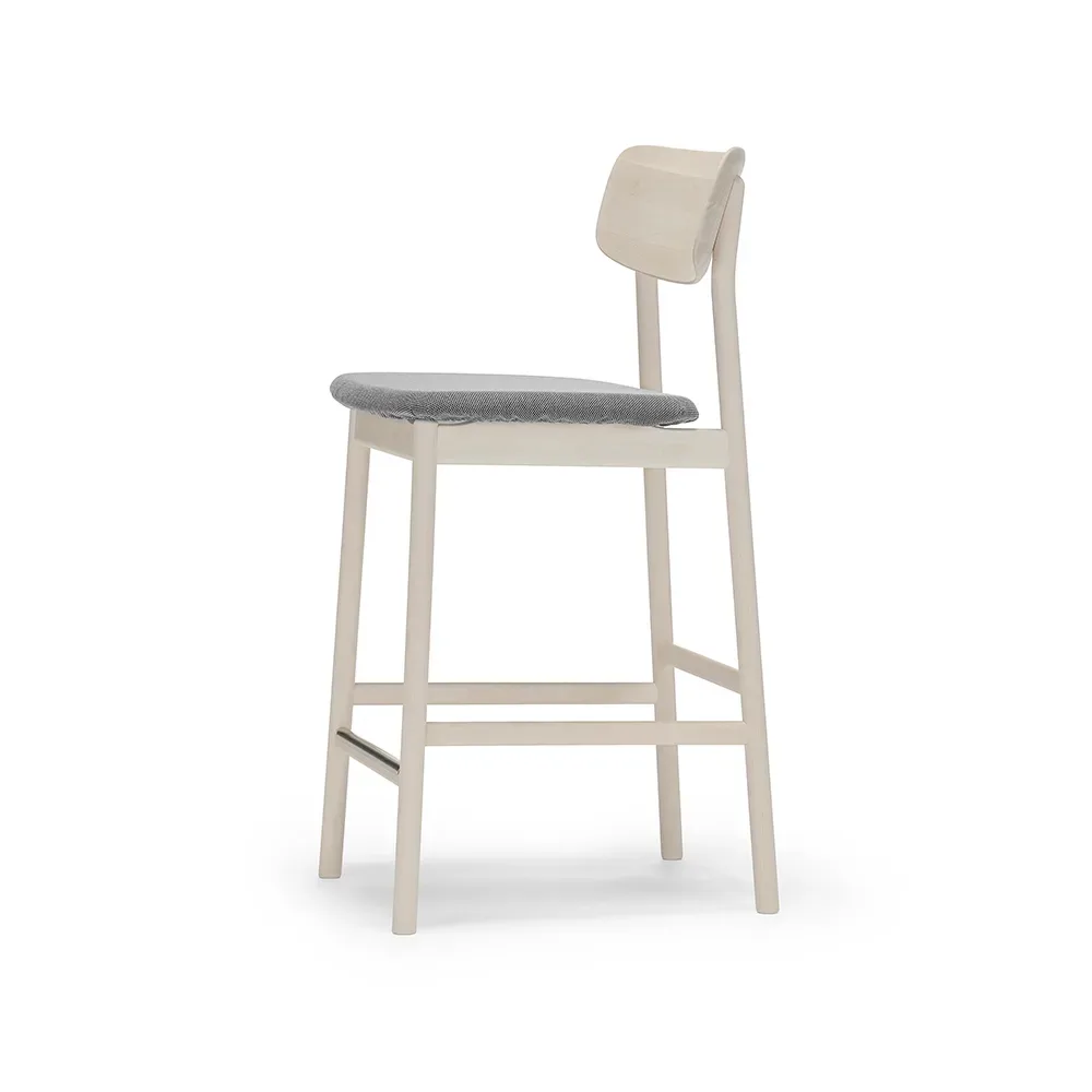 Stolab Prima Vista barstol tyg blues 9202 brun/beige-vitoljat björkstativ