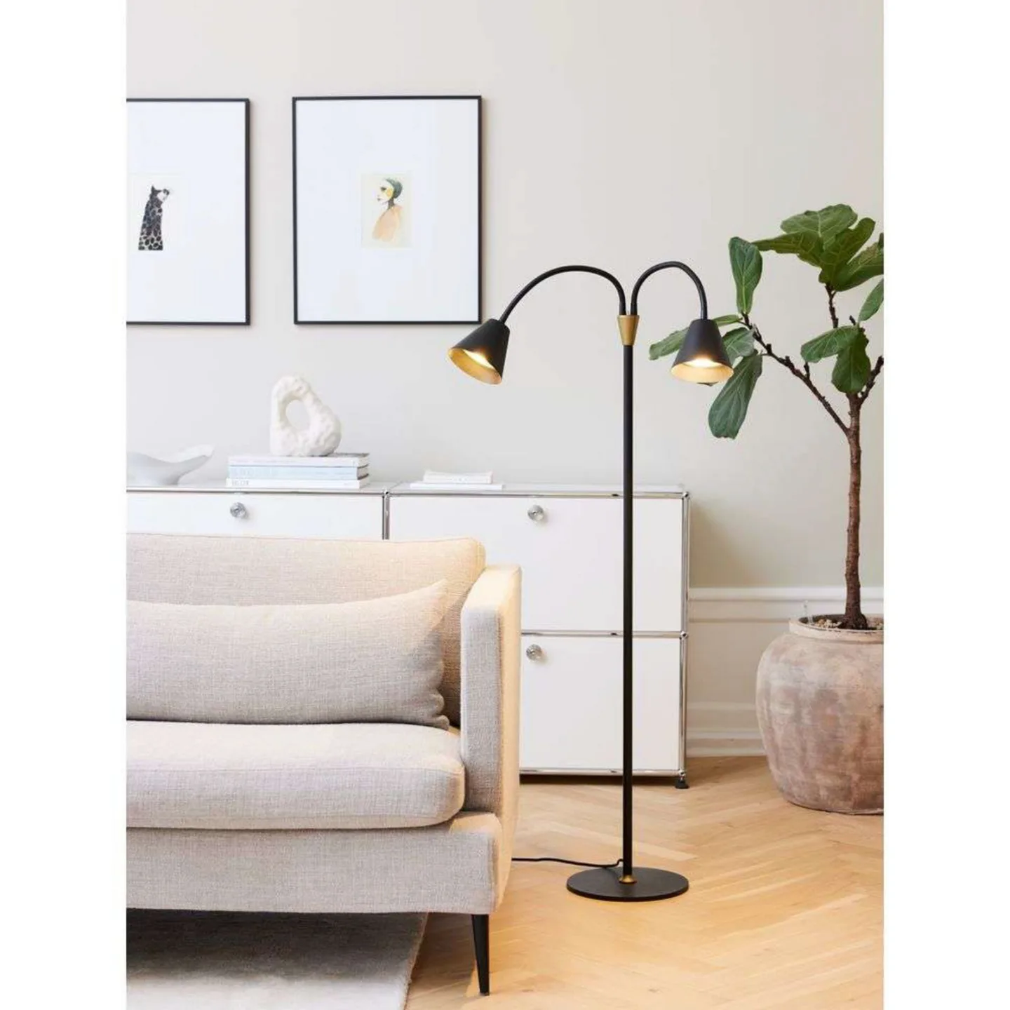 Hygge 2 Stehleuchte Graphite Black - Halo Design - Wohnzimmer - Metall