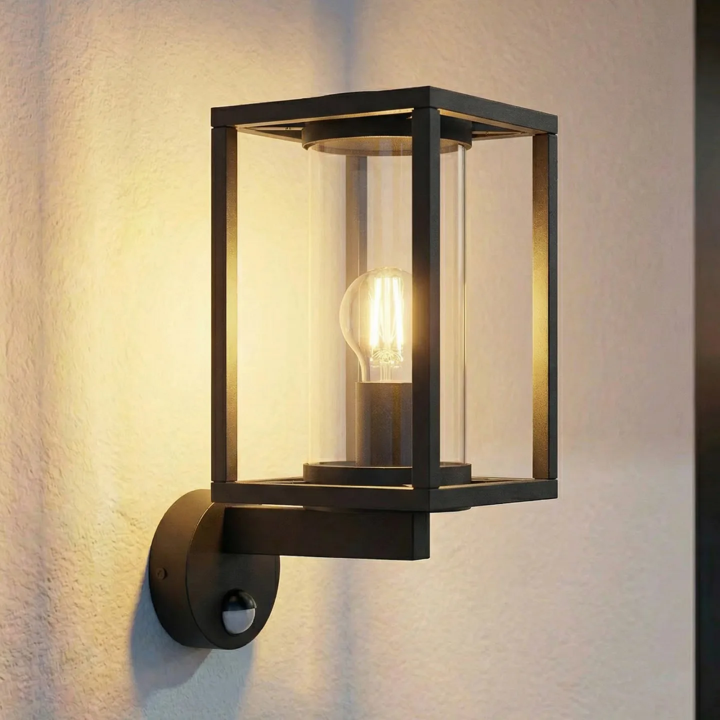 Ferda Up Außenwandleuchte IP44 w/Sensor Graphite - Lucande - Terrasse - Modern - Aluminium - Einflammig