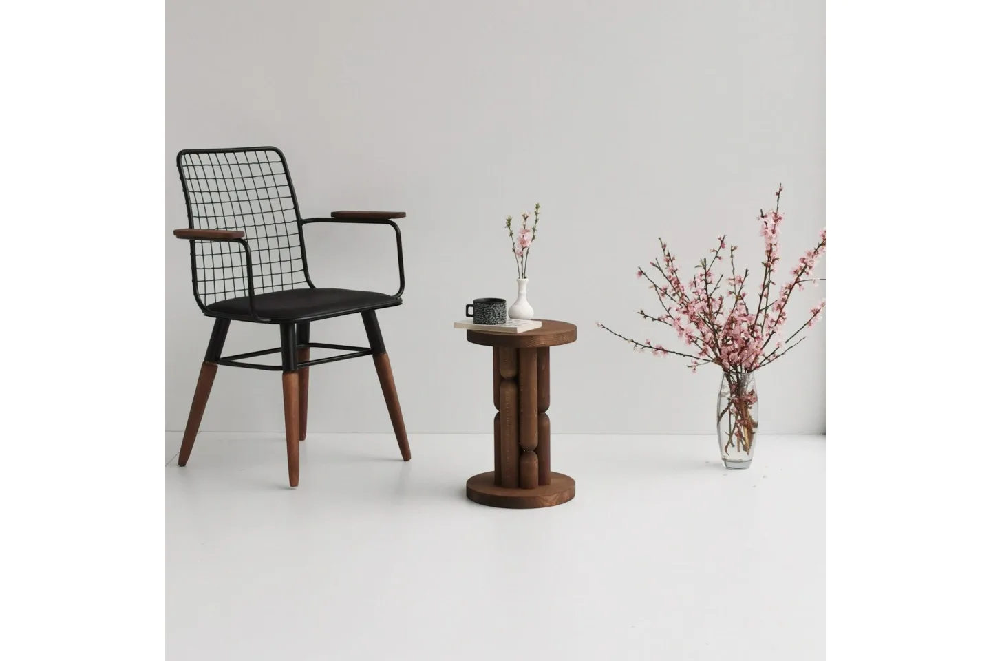 Stoa Skänk 27 cm - Brun