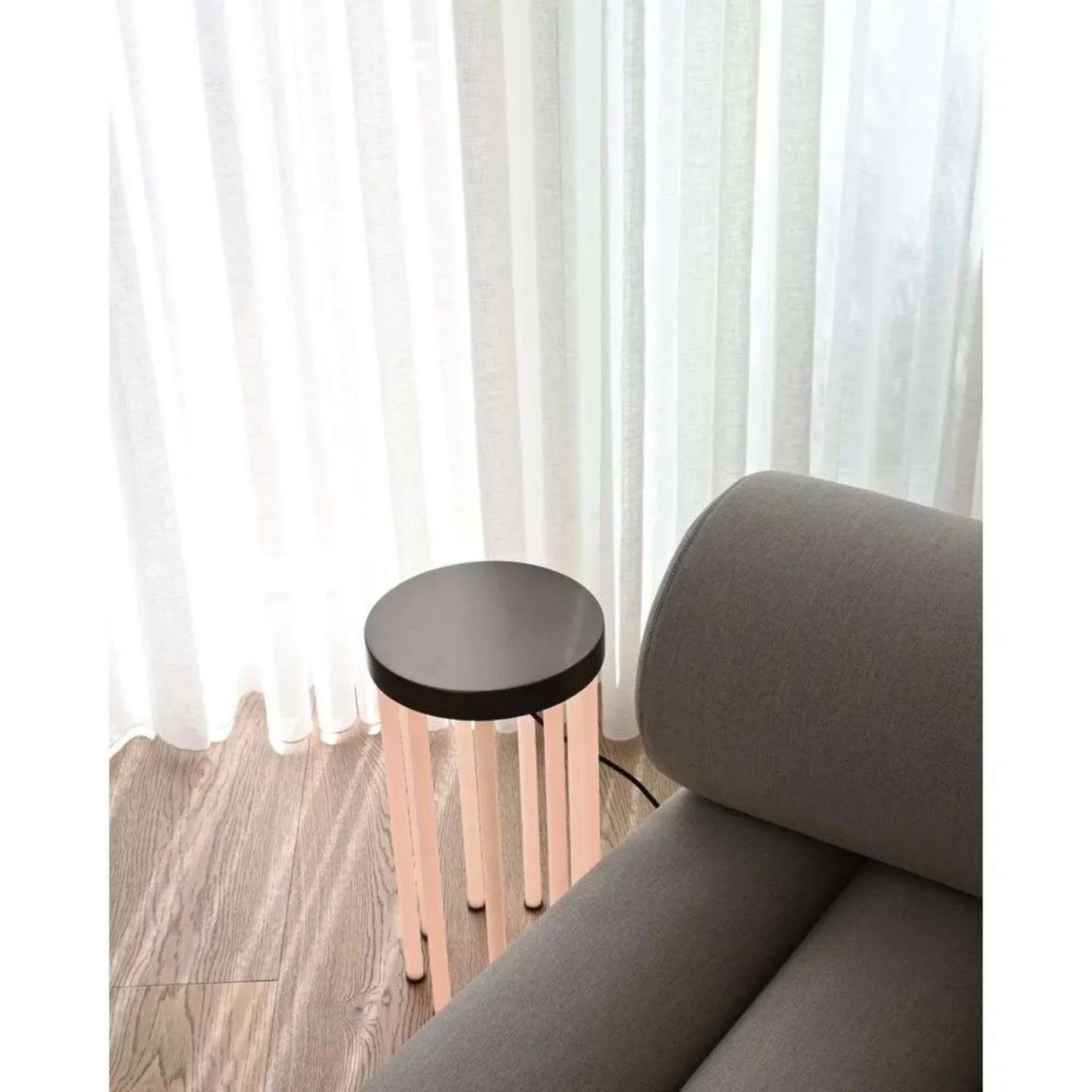 Neon Stehleuchte/Side Table Bronze - 101 Copenhagen - Wohnzimmer - Metall