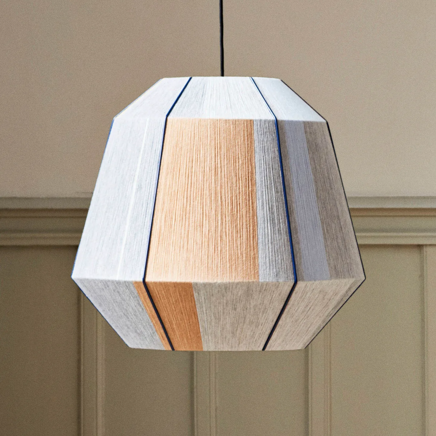 Bonbon Lampenschirm, Ø 50 cm, Earth Tones - HAY