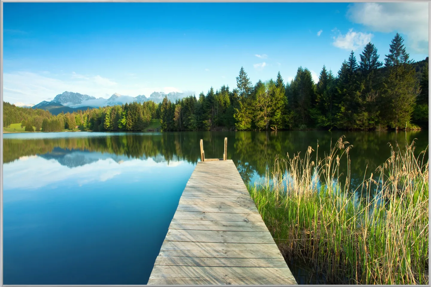 image LAND Bild mit Rahmen Steg im Bergsee | Schubiger Möbel