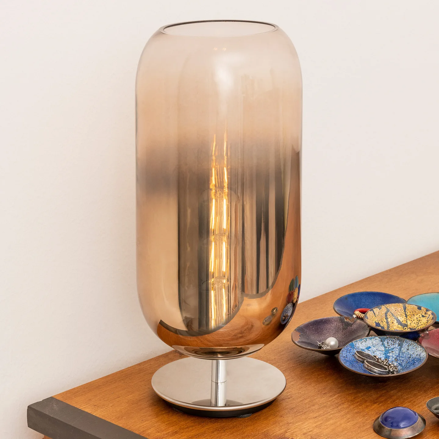 Gople Tischleuchte Bronze - Artemide - Wohnzimmer - Design - Glas - Mit Schirm