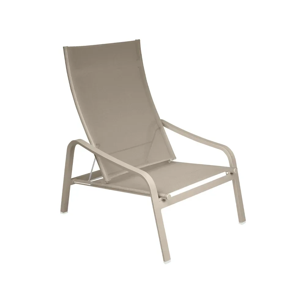 Fermob Alize karmstol låg Nutmeg (beige) (beige)
