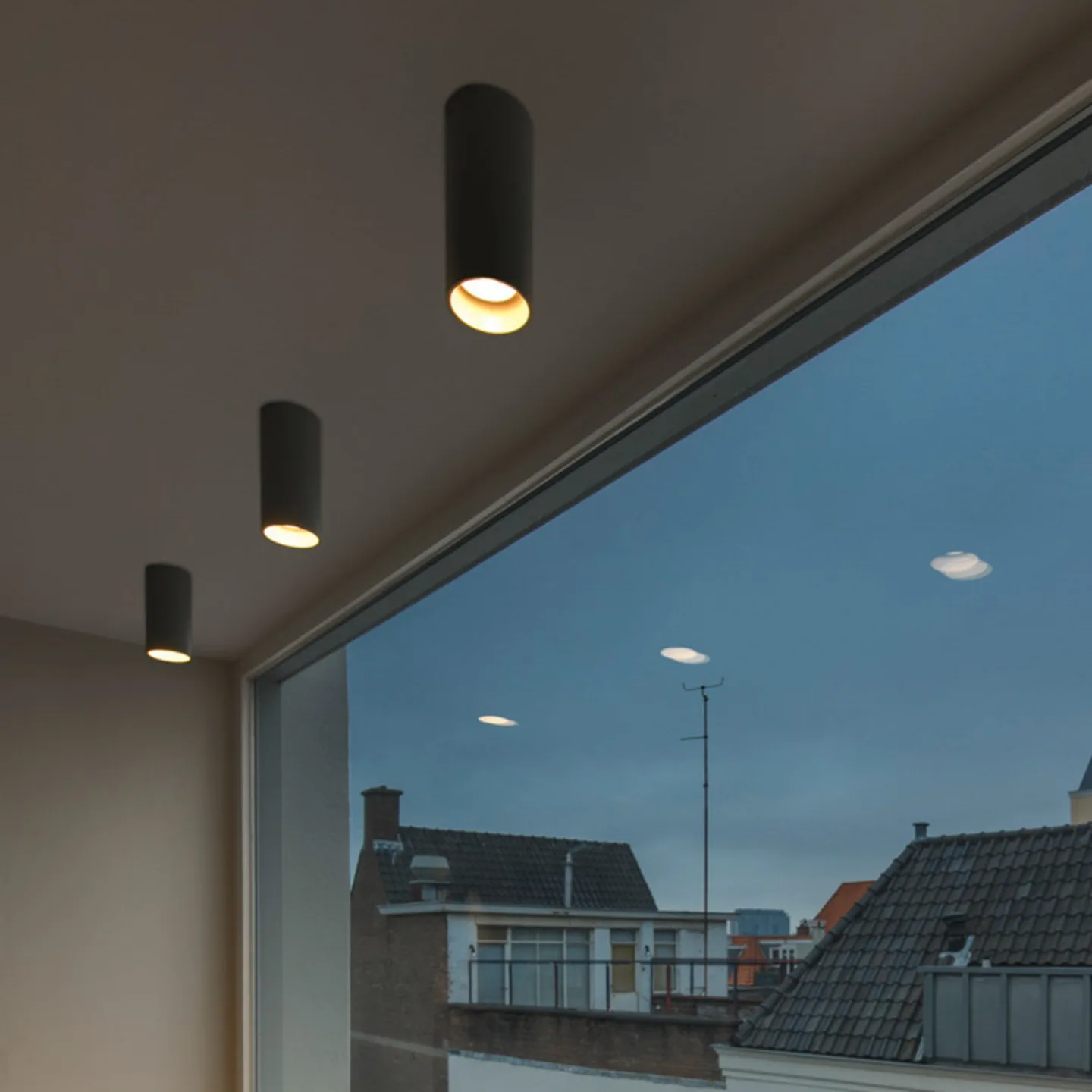 Asto Tube Påbygsningsspot Black - SLV - Stue - Moderne - Metal - Rund