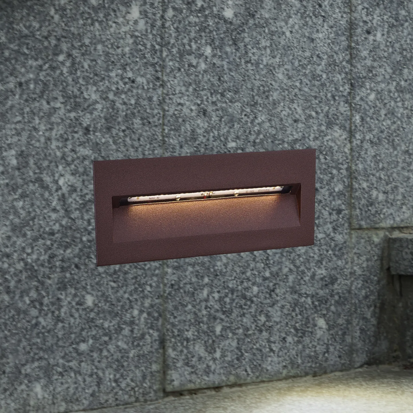 Loya LED Indbygnings Vegglampe 23x8 IP54 Rust - Lucande - Terrasse - Moderne - Aluminium - Kantet