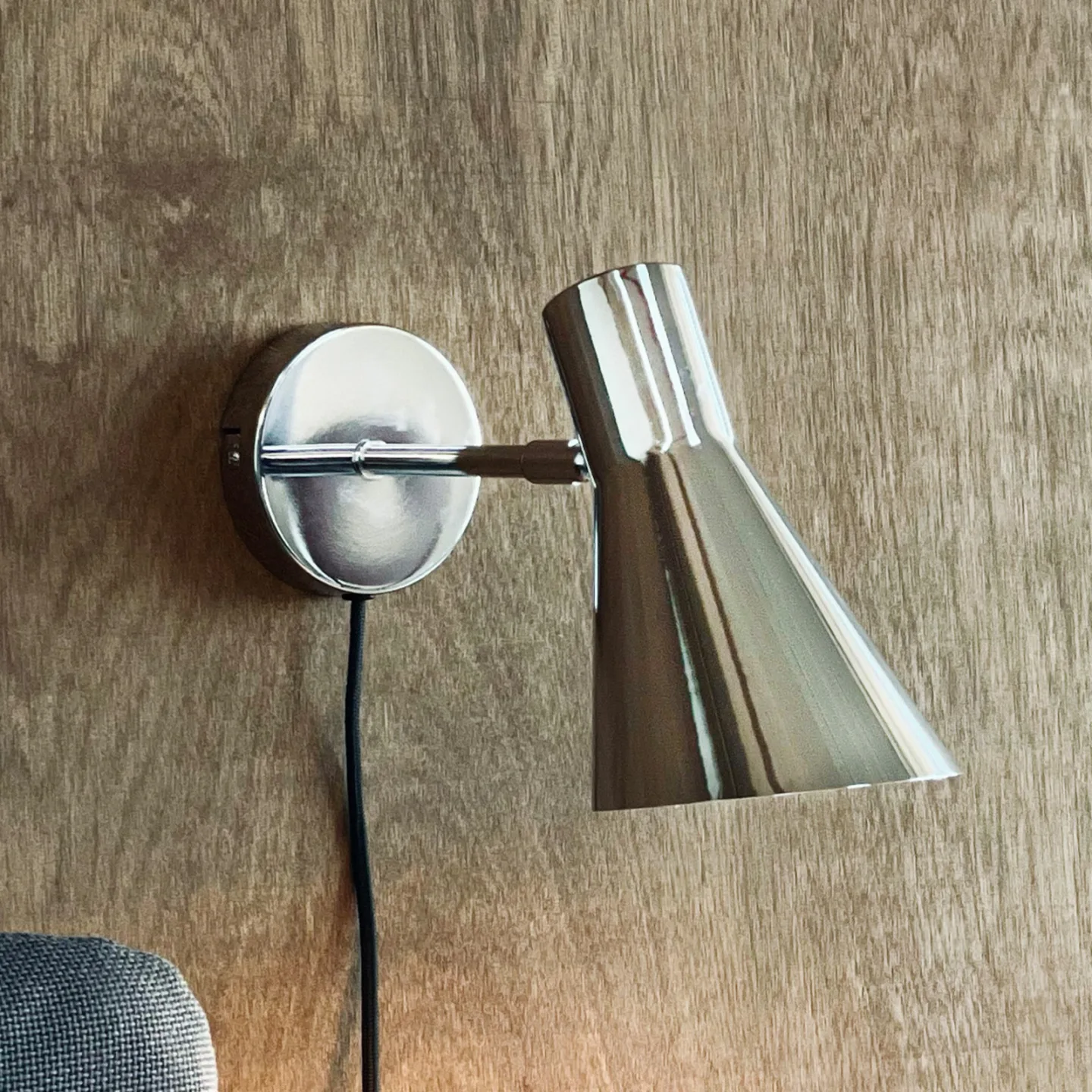 DL12 Wandleuchte Chrom - DybergLarsen Dyberg Larsen - Wohnzimmer - Design - Metall - Mit Schirm