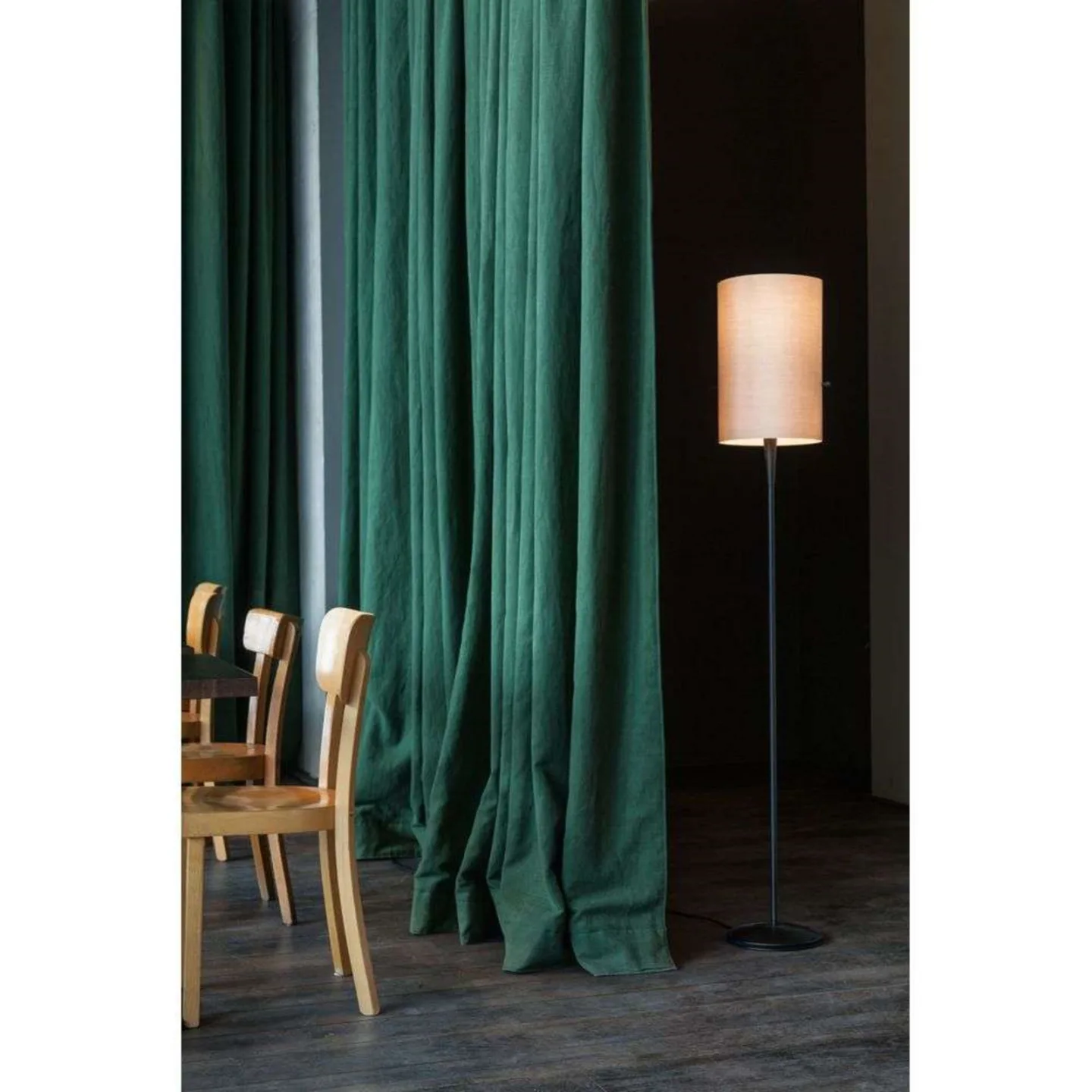 Club LED Stehleuchte L Black - Serien Lighting - Wohnzimmer - Metall