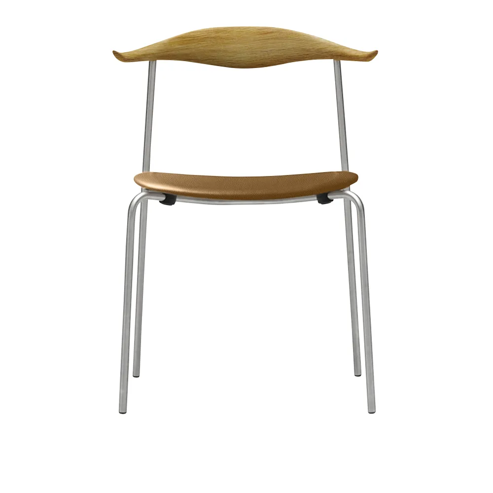 Carl Hansen - CH88P - Klädd sits, Oljad Ek, Lädergrupp A Loke - 7050, Ben i Rostfritt stål - Matstolar - Hans J. Wegner - Brun - Metall/Trä