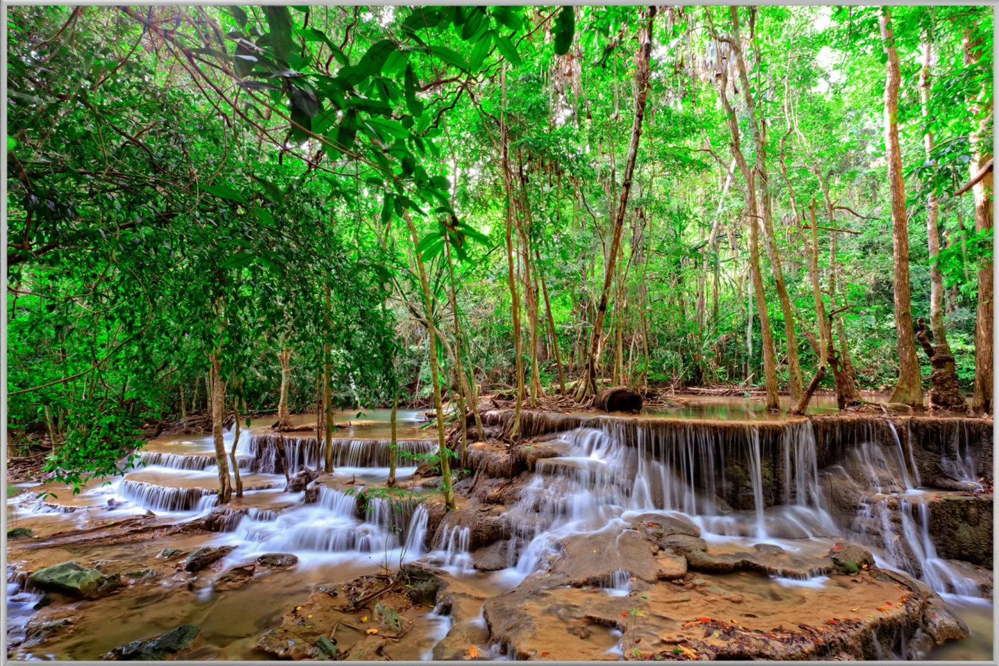 image LAND Bild mit Rahmen Kleiner Wasserfall im Wald 1 | Schubiger Möbel