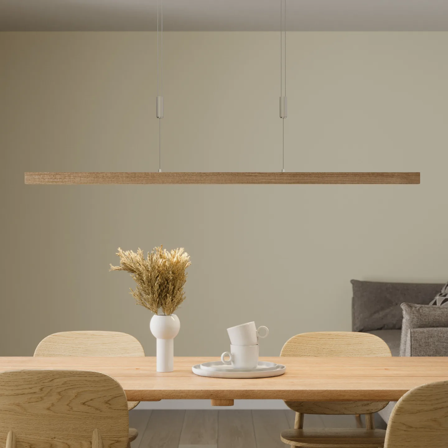 LED-pendellampe Nora, eik natur, lengde 118 cm - Quitani - Stue - Moderne - Tre - Med en lyskilde