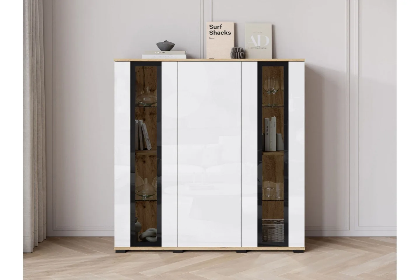 Gamal Highboard - Svart