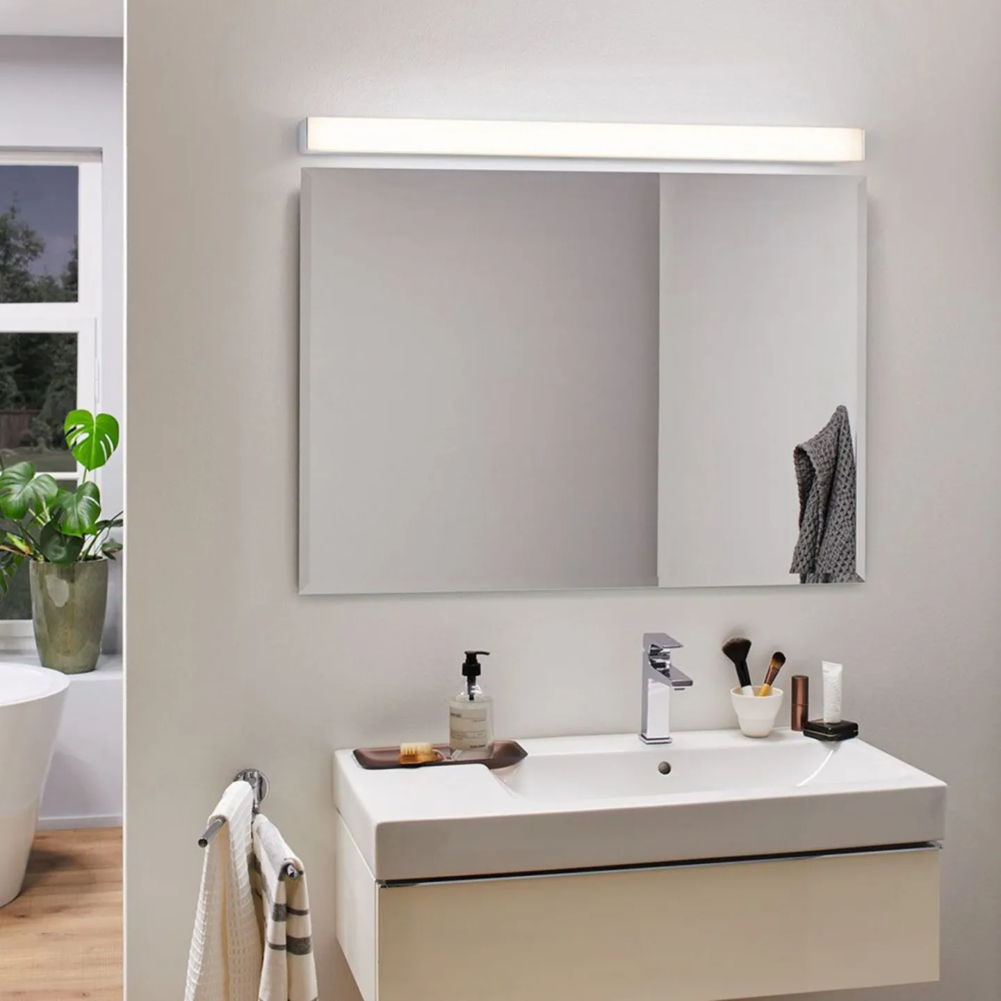 Tova LED Wandleuchte TW 6,2W IP44 Dim. Chrom/Weiß - Paulmann - Badezimmer - Modern - Metall - Eckig