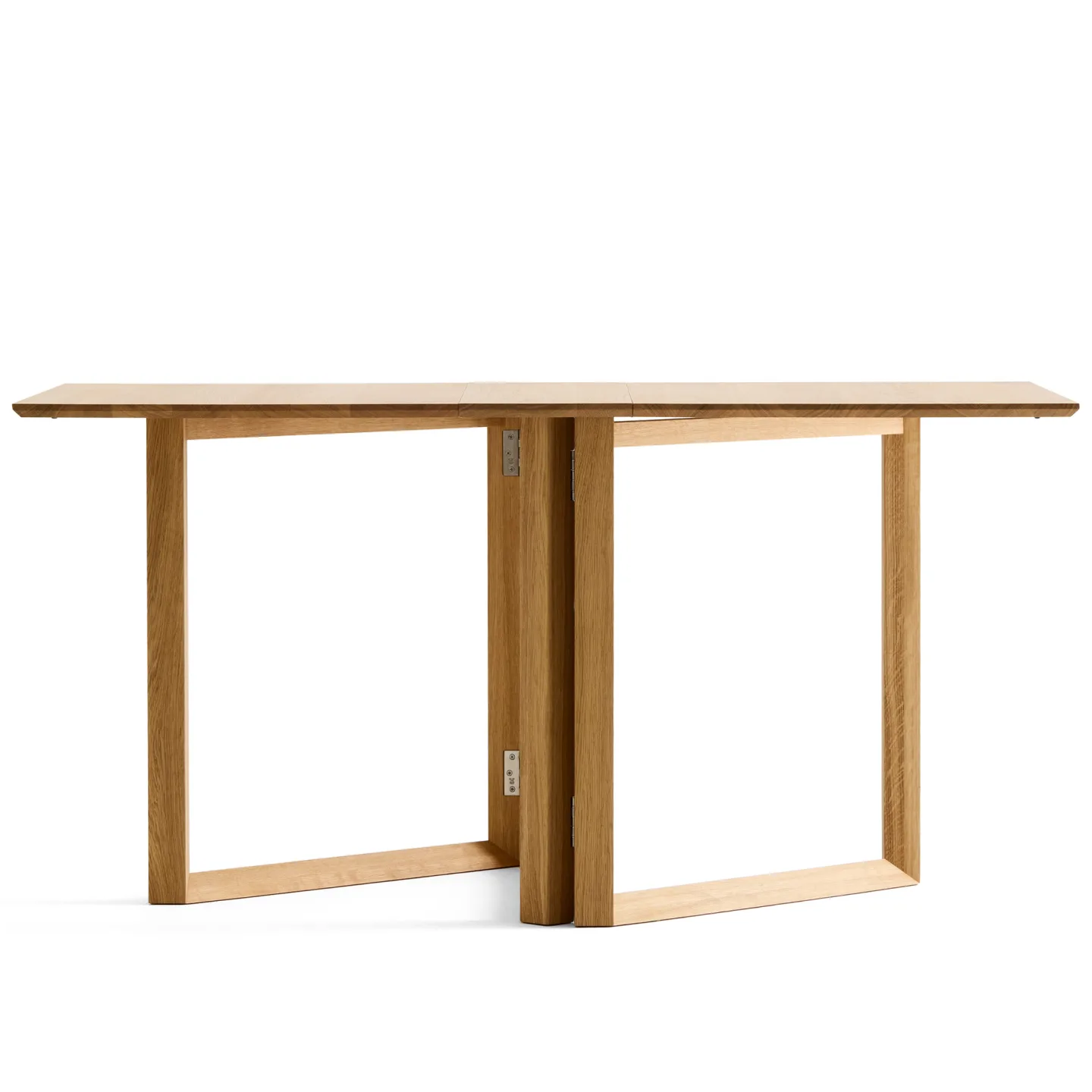 A Huseby - Accordion Table Solid Oiled Oak - Matbord - Lisa Hilland - Trä