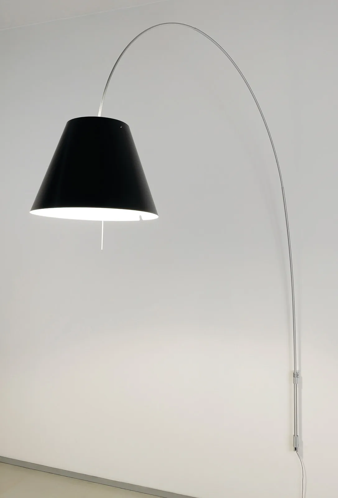 Lady Costanza Vegglampe m/Dimmer Hvit/Alu - Luceplan - Metall