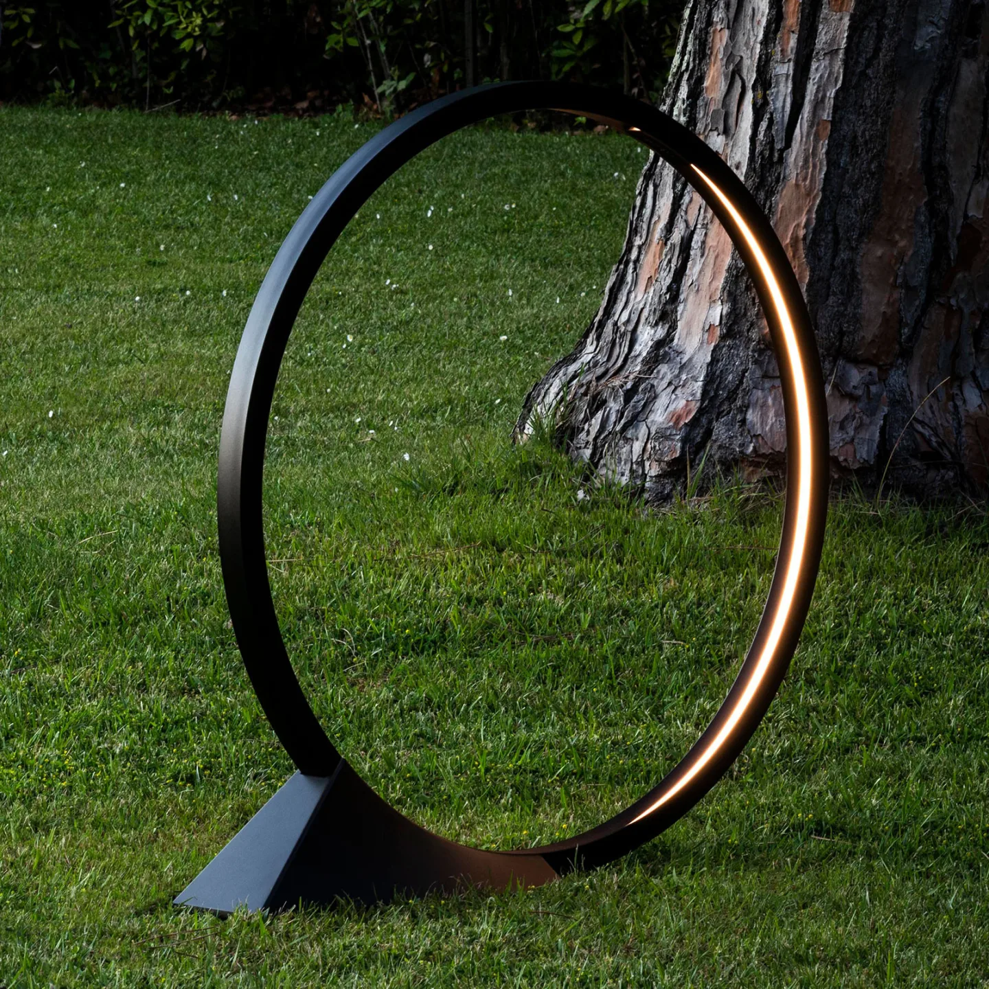 O Udendørs Gulvlampe 3000K Black - Artemide Artemide Architectural - Design - Plastik