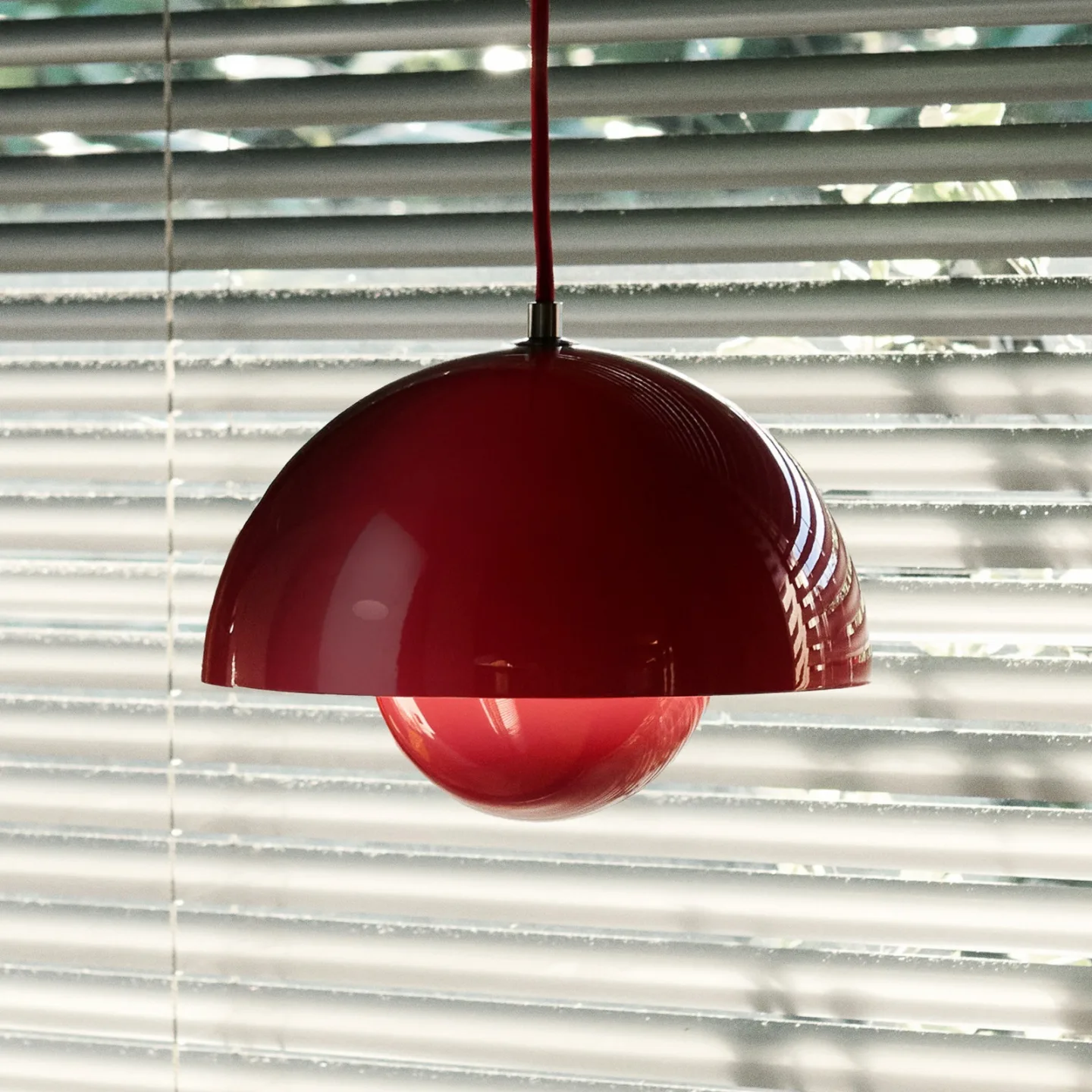 &Tradition Flowerpot VP1 Pendelleuchte Vermilion red