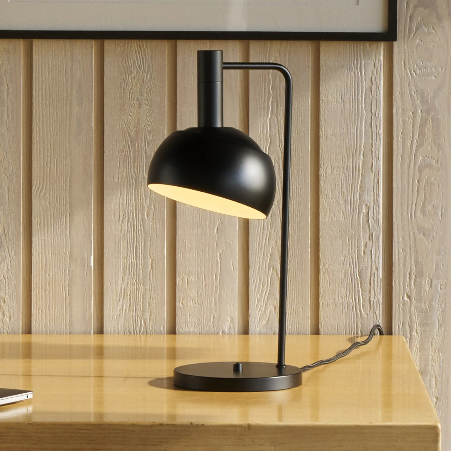 FJ Elements bordlampe svart 45 cm - Louis Poulsen - Stue - Moderne - Aluminium - Med skjerm
