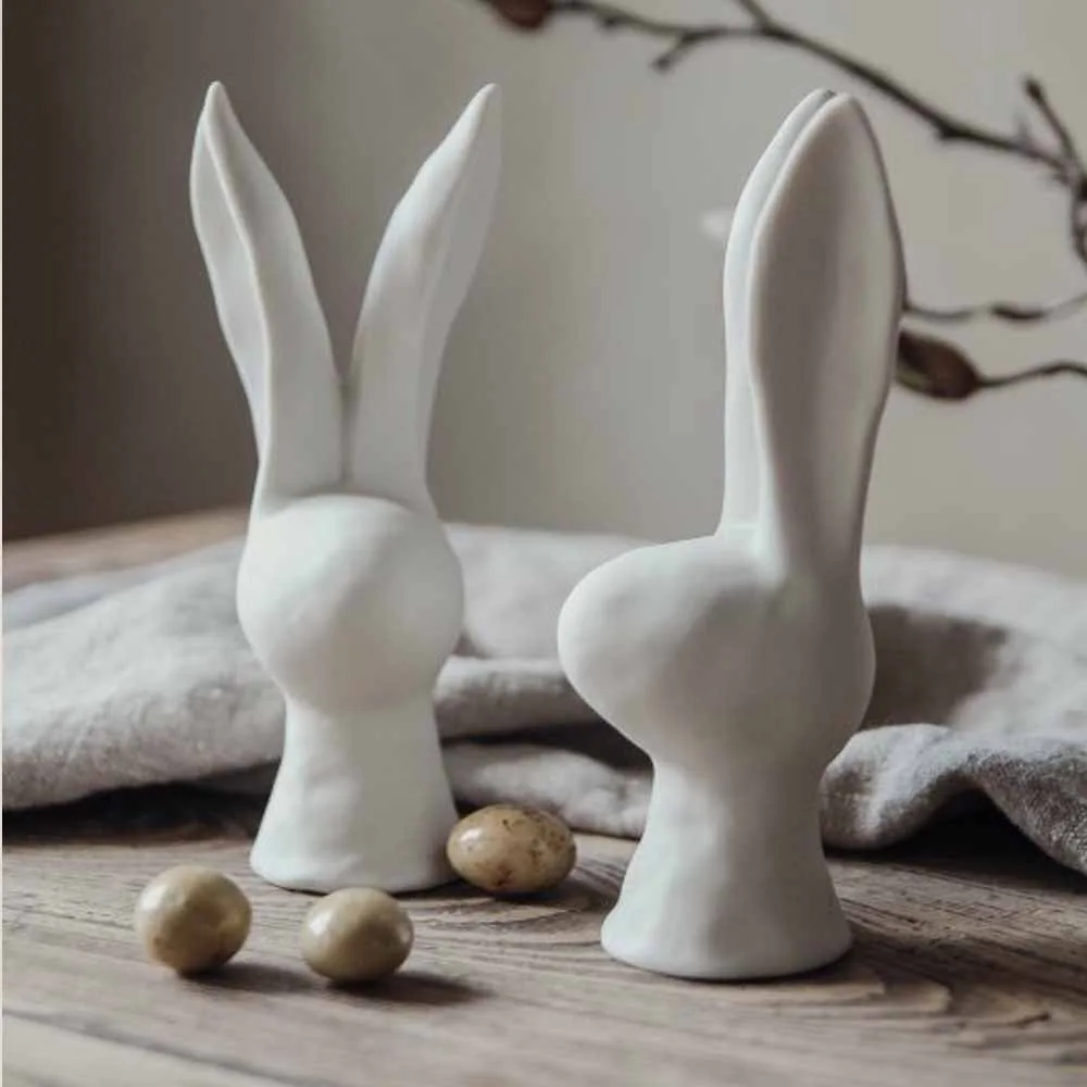 Majas Yoga bunny i matt porslin 18 cm