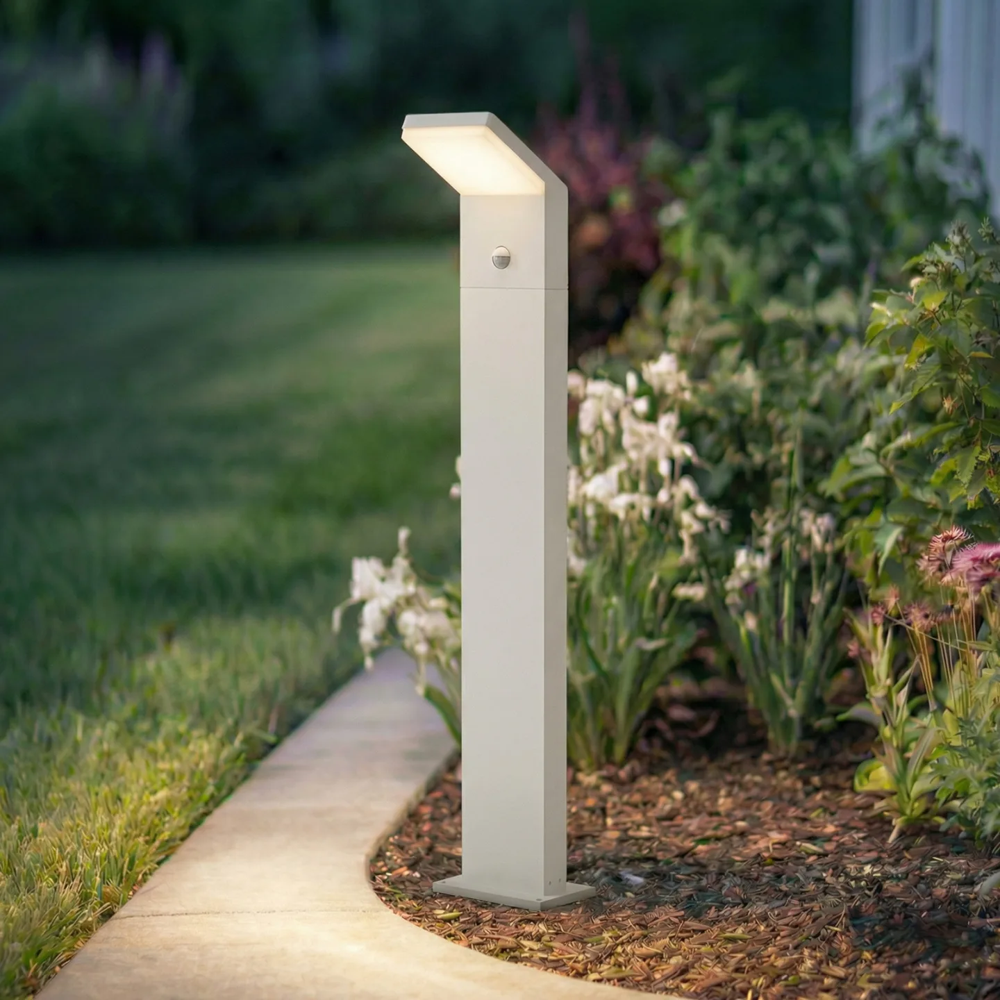 Yolena LED-Wegeleuchte, weiß, 100 cm, Sensor, IP54 - Arcchio - Terrasse - Modern - Metall - Einflammig