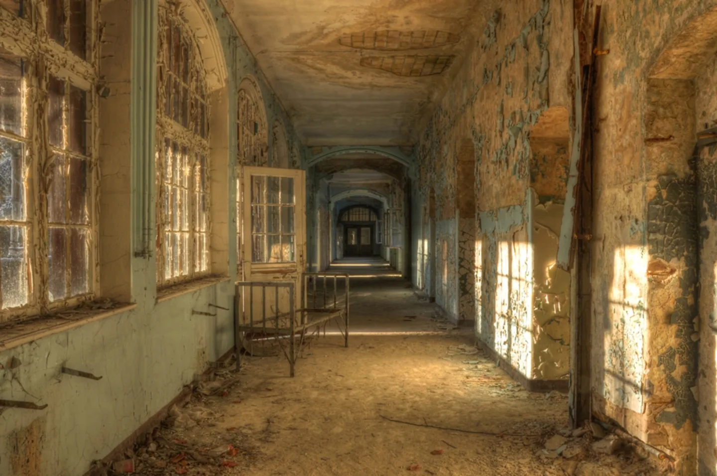 image LAND Alubild Lost Place Floor 2 | Schubiger Möbel