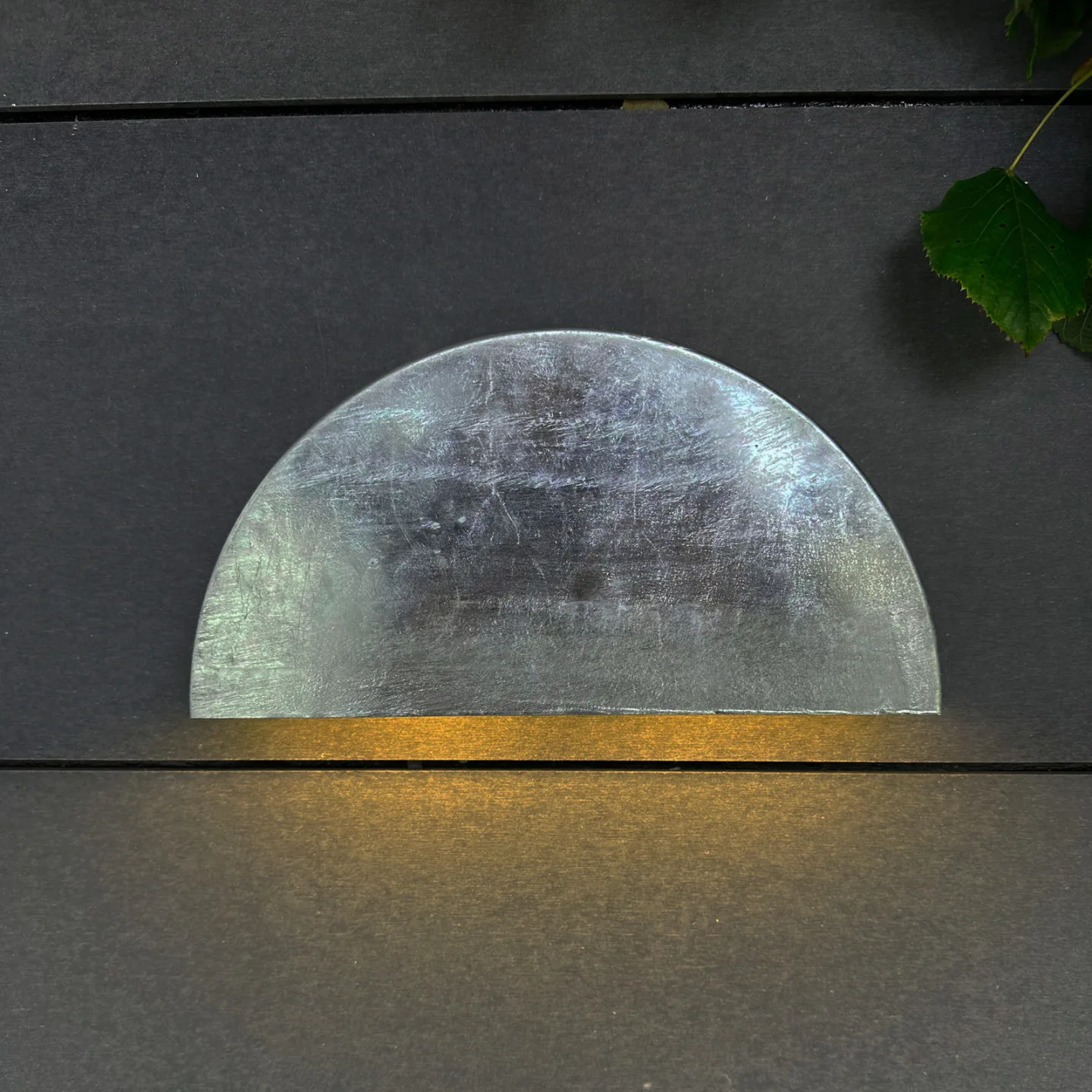 Scott utendørs vegglampe Galvanized - Dyberg Larsen - Design - Metall - Med en lyskilde