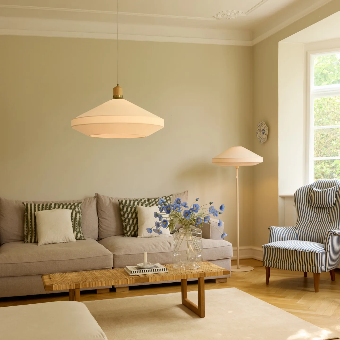 PARIS SOFT Stehlampe, creme, Textil Höhe 140cm - Halo Design - Wohnzimmer - Stoff / Textil - Einflammig