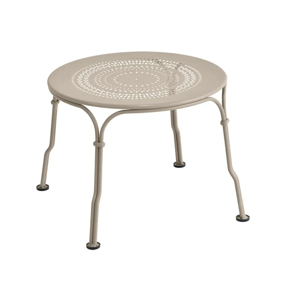 Fermob 1900 bord lågt Nutmeg (beige)