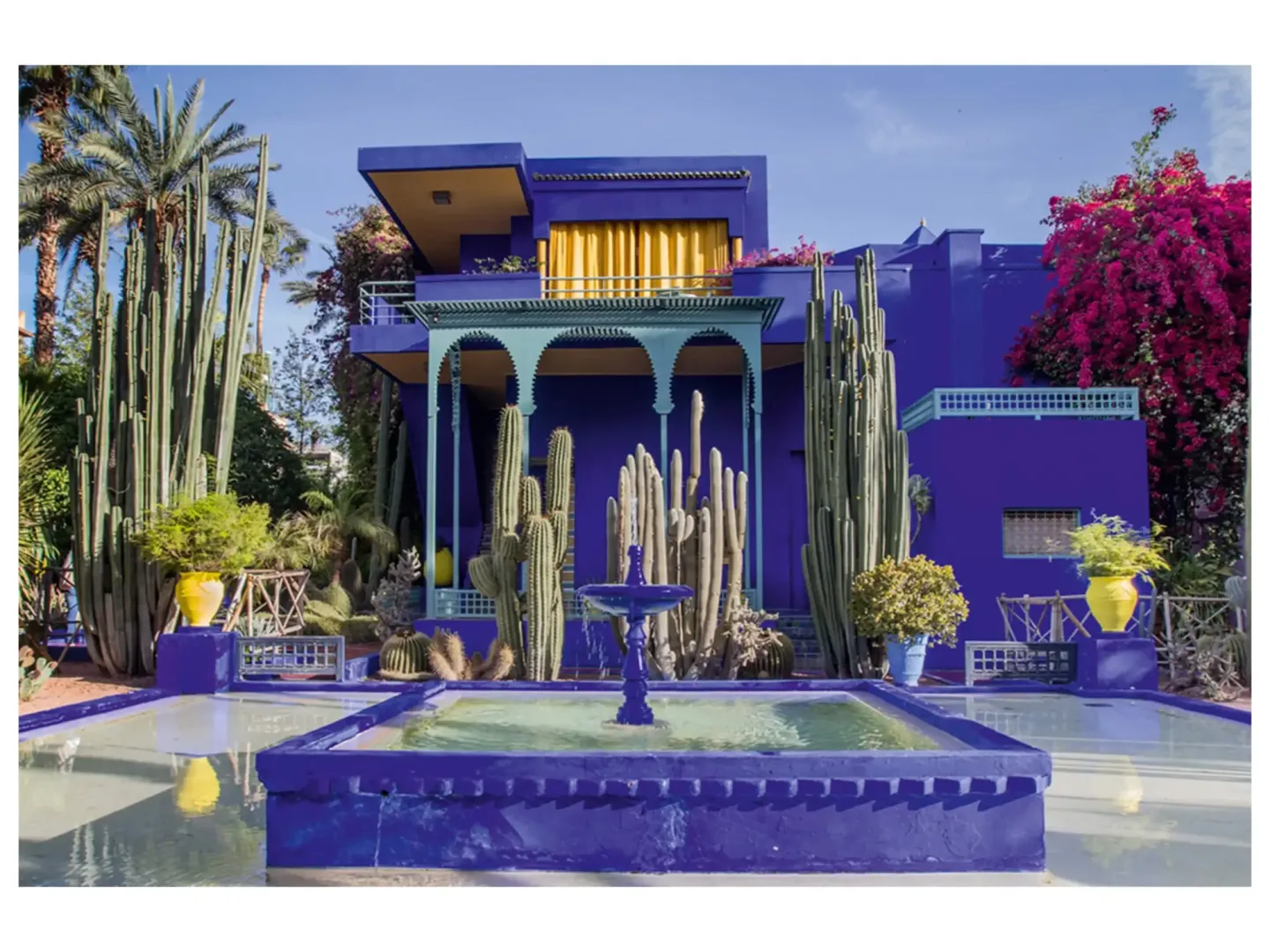 image LAND Digitaldruck auf Glas Garten in Marrakesch | Schubiger Möbel