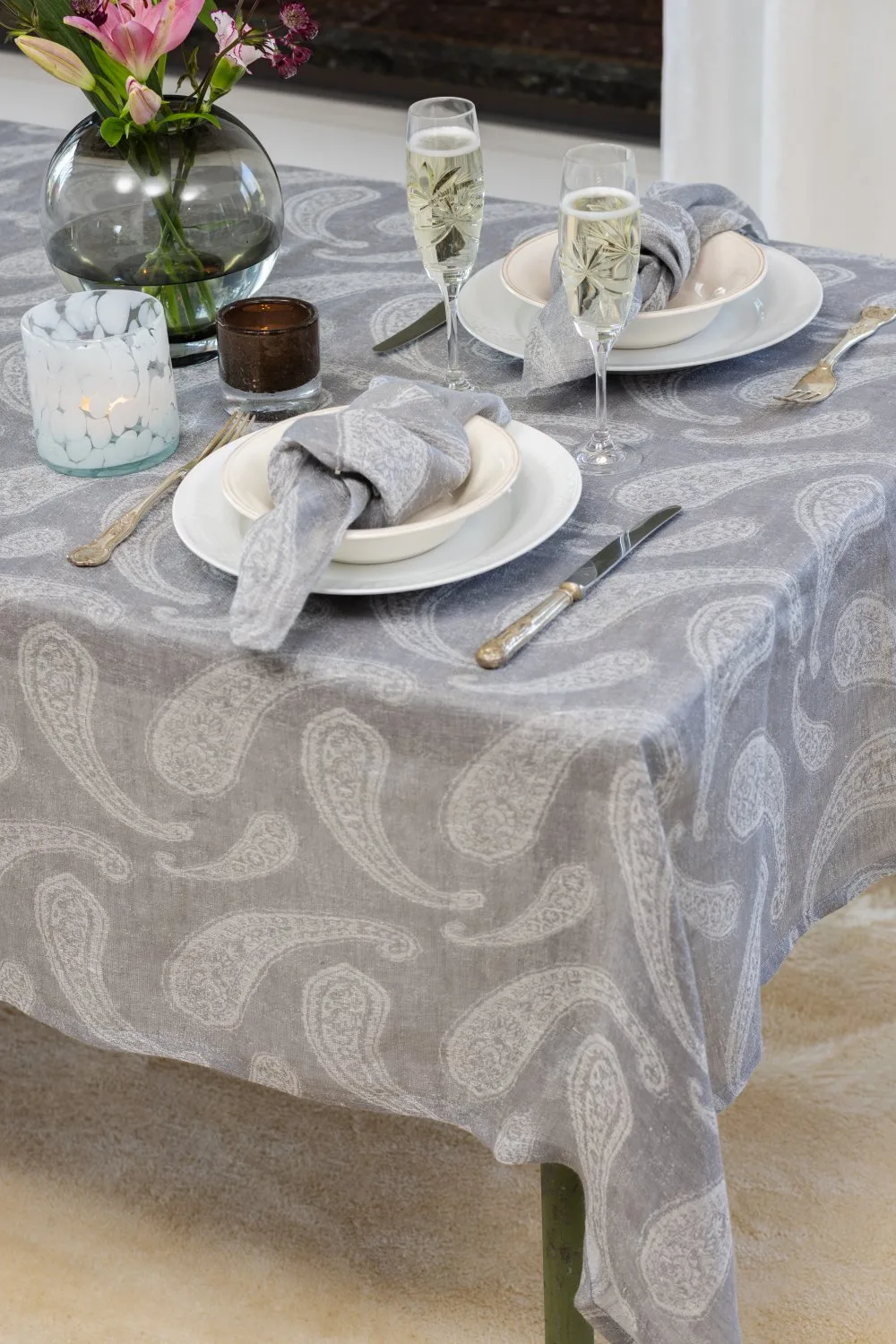 Duk - Uma (grå) (Størrelse: 140 x 250 cm)