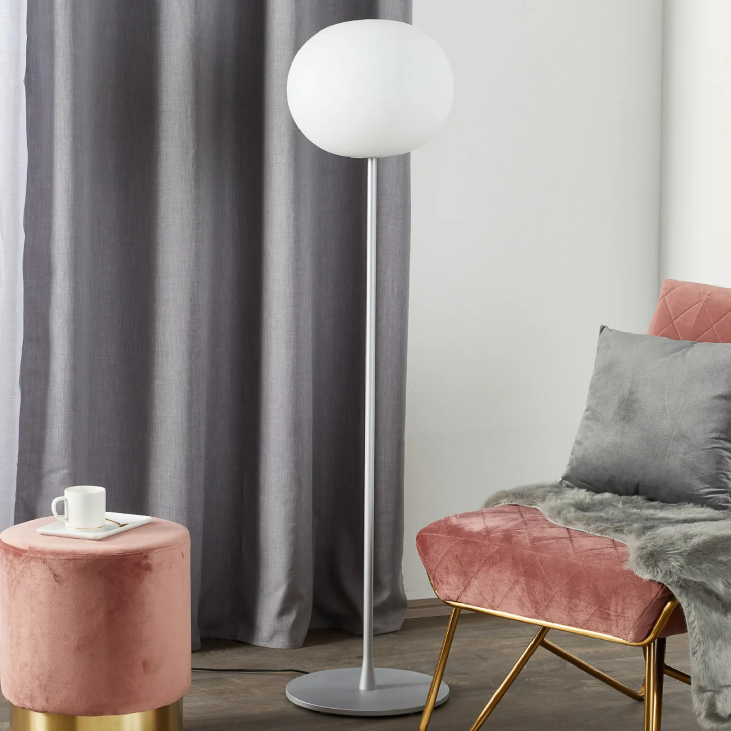 Glo-Ball F1 Gulvlampe Silver - Flos - Stue - Design - Glass - Med skjerm