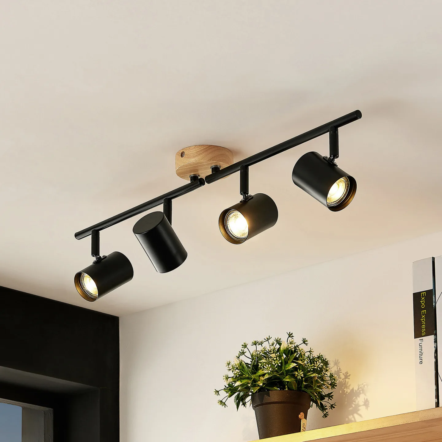 Xiomara 4 Deckenleuchte Black/Light Wood - Lindby - Wohnzimmer - Modern - Metall - Mehrflammig