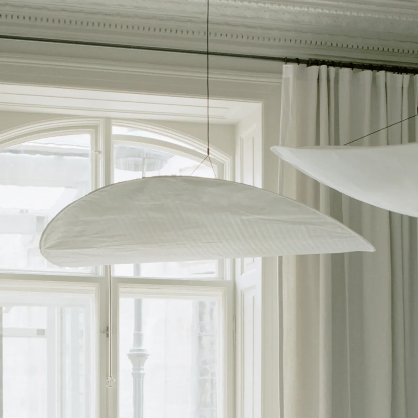 Tense LED-hængelampe, Ø 90 cm, hvid - New Works - Køkken - Design - Plastik - Med én lyskilde