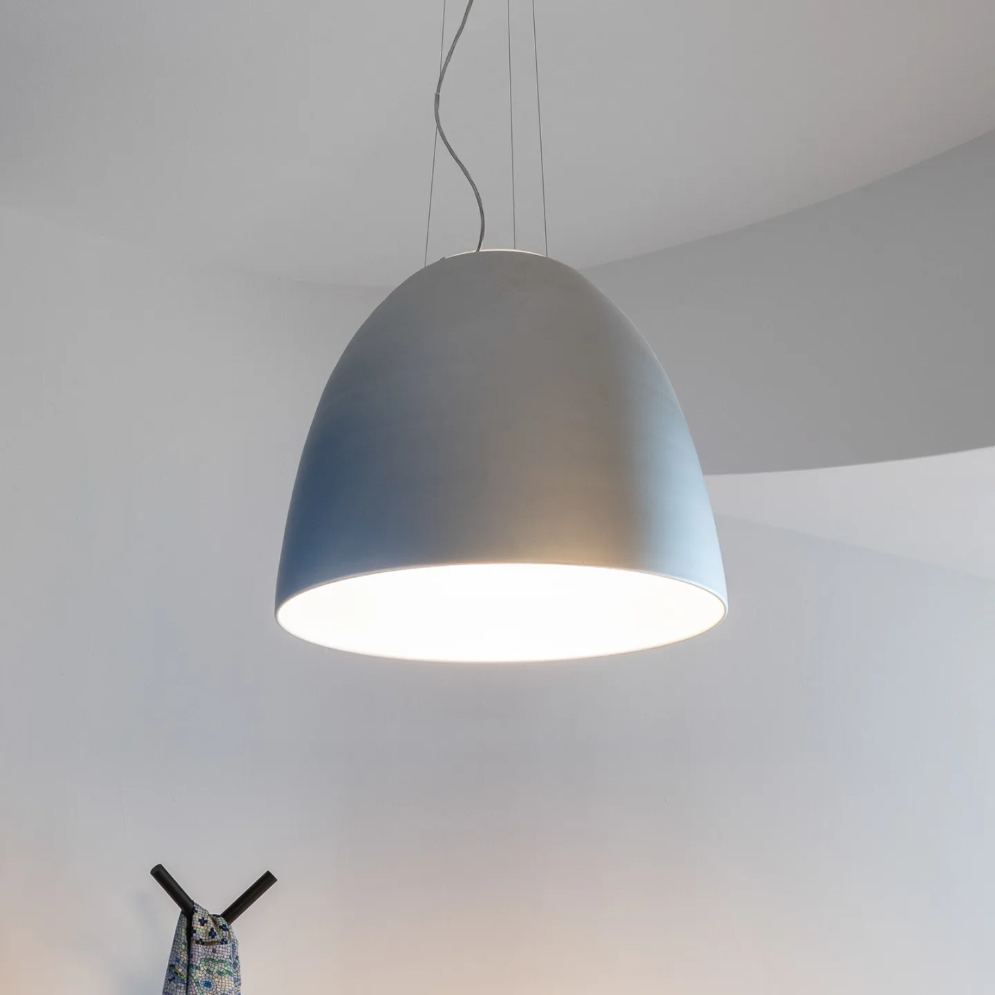 Nur App LED-hængelampe i metalgrå - Artemide - Stue - Design - Med én lyskilde