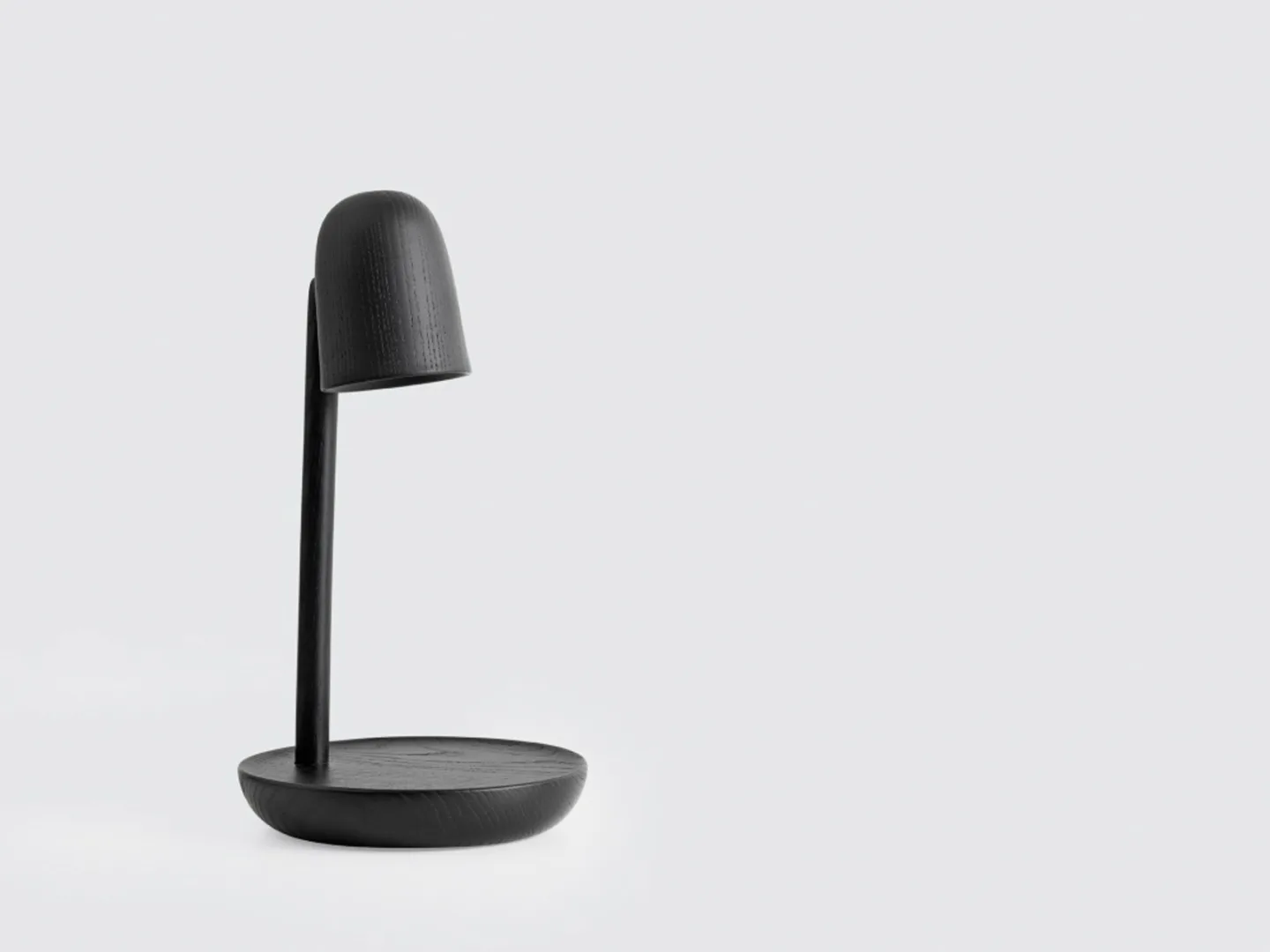 Focus Tischleuchte - Muuto - Wohnzimmer - Holz