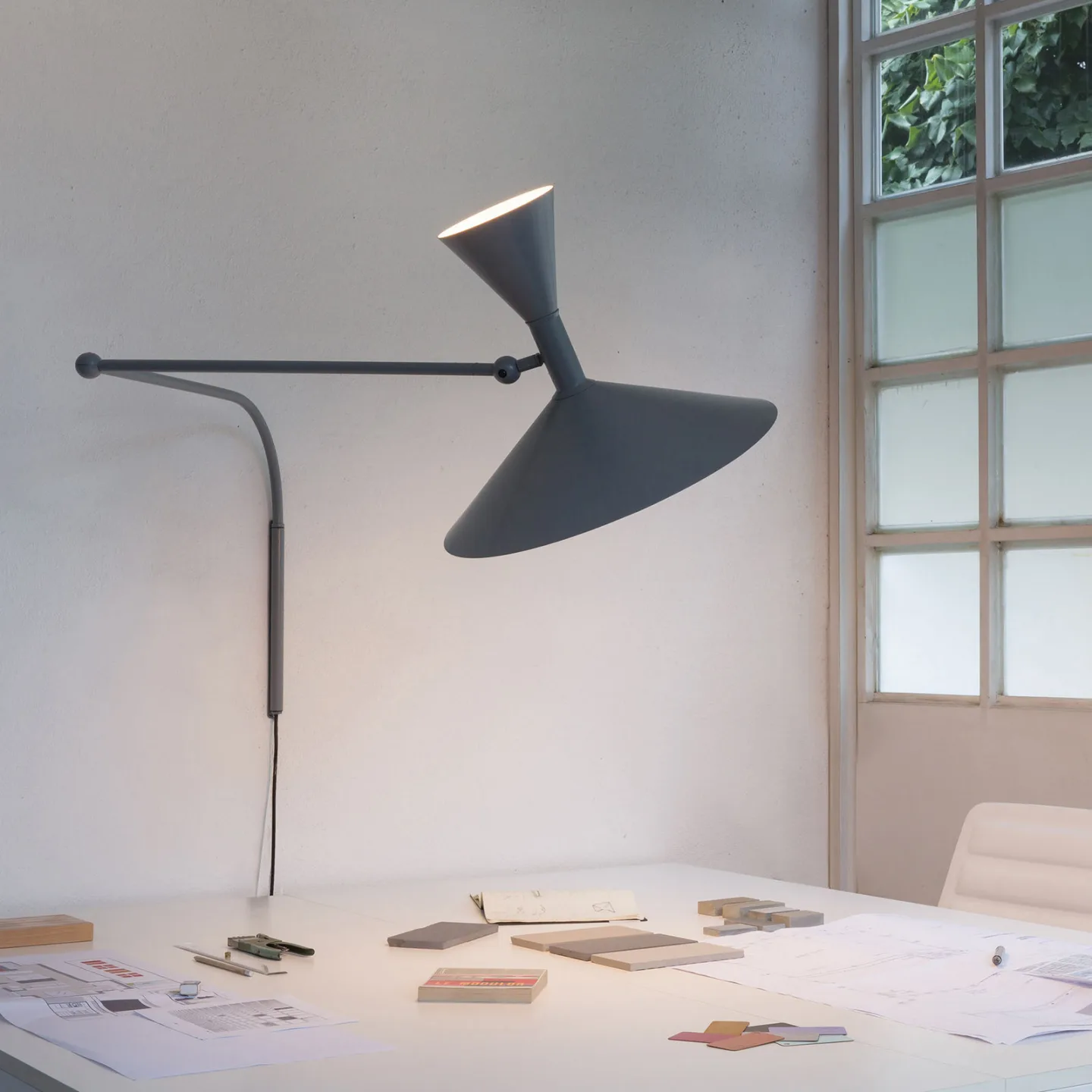 Lampe de Marseille Wandleuchte, grau matt - Nemo Nemo Lighting - Wohnzimmer - Metall - Mehrflammig