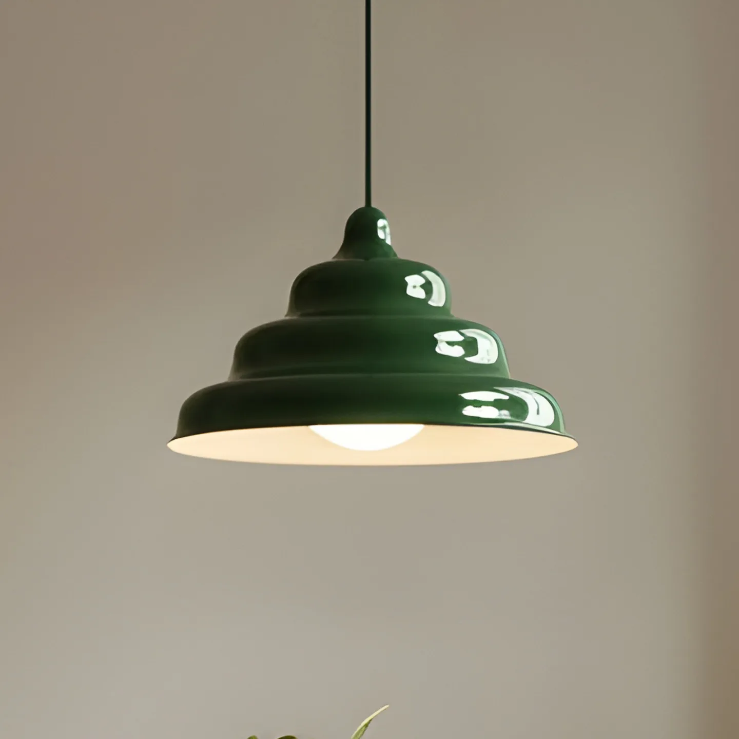 Fala Hängeleuchte, grün, Ø 23 cm, Glas - Aldex - Esszimmer - Design - Metall - Einflammig
