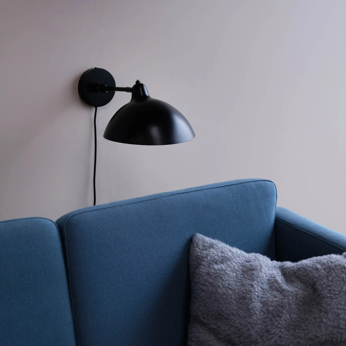 Futura Wandleuchte Black - DybergLarsen Dyberg Larsen - Wohnzimmer - Design - Metall - Mit Schirm