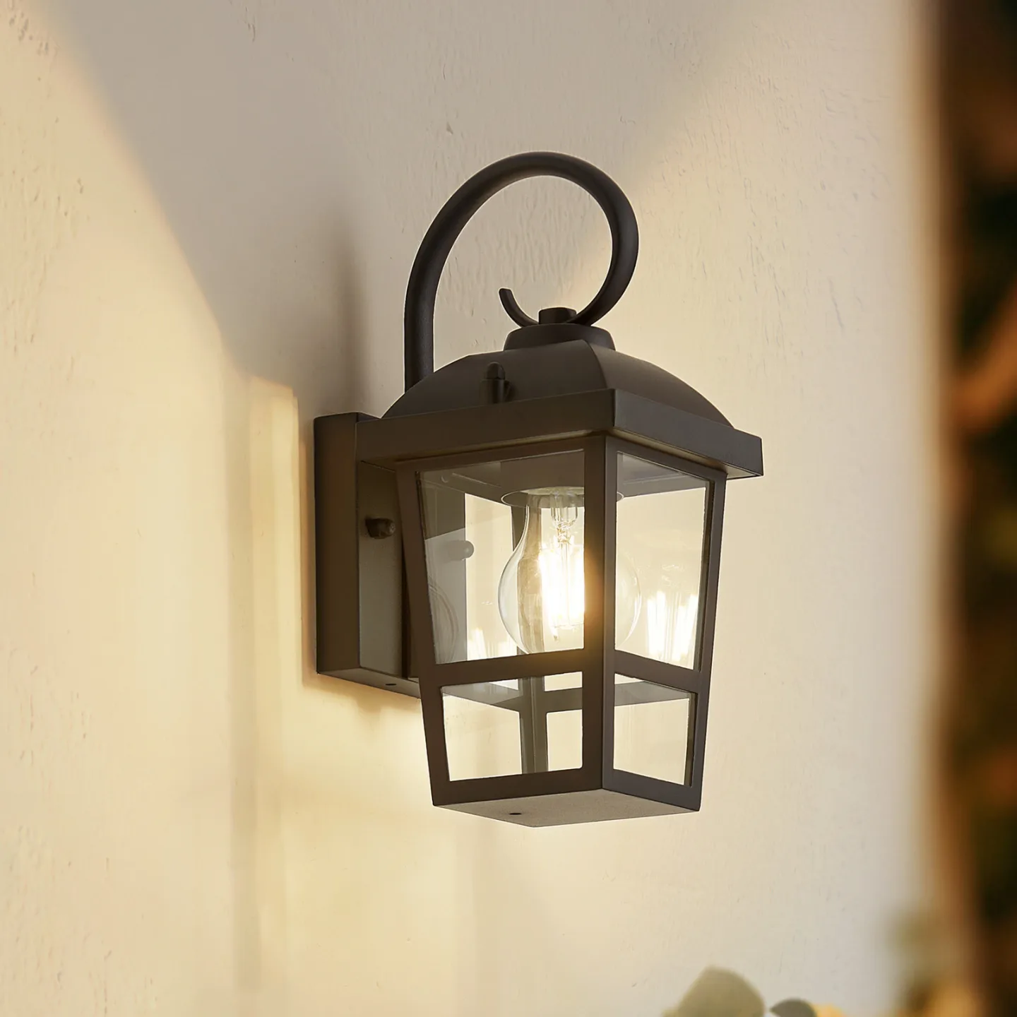 Eloane Außenwandleuchte, schwarz, Edelstahl, 29 cm - Lindby - Balkon - Modern - Einflammig