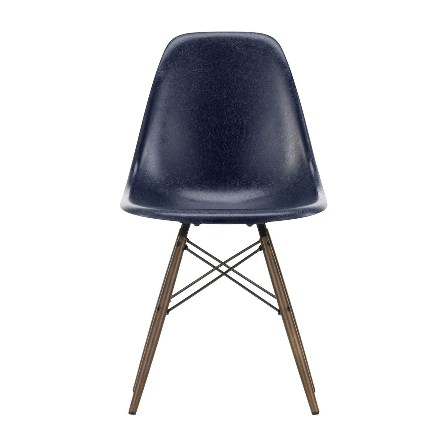 Vitra Eames Fiberglass Chairs DSW stol navy blue, brunbetsade lönnben