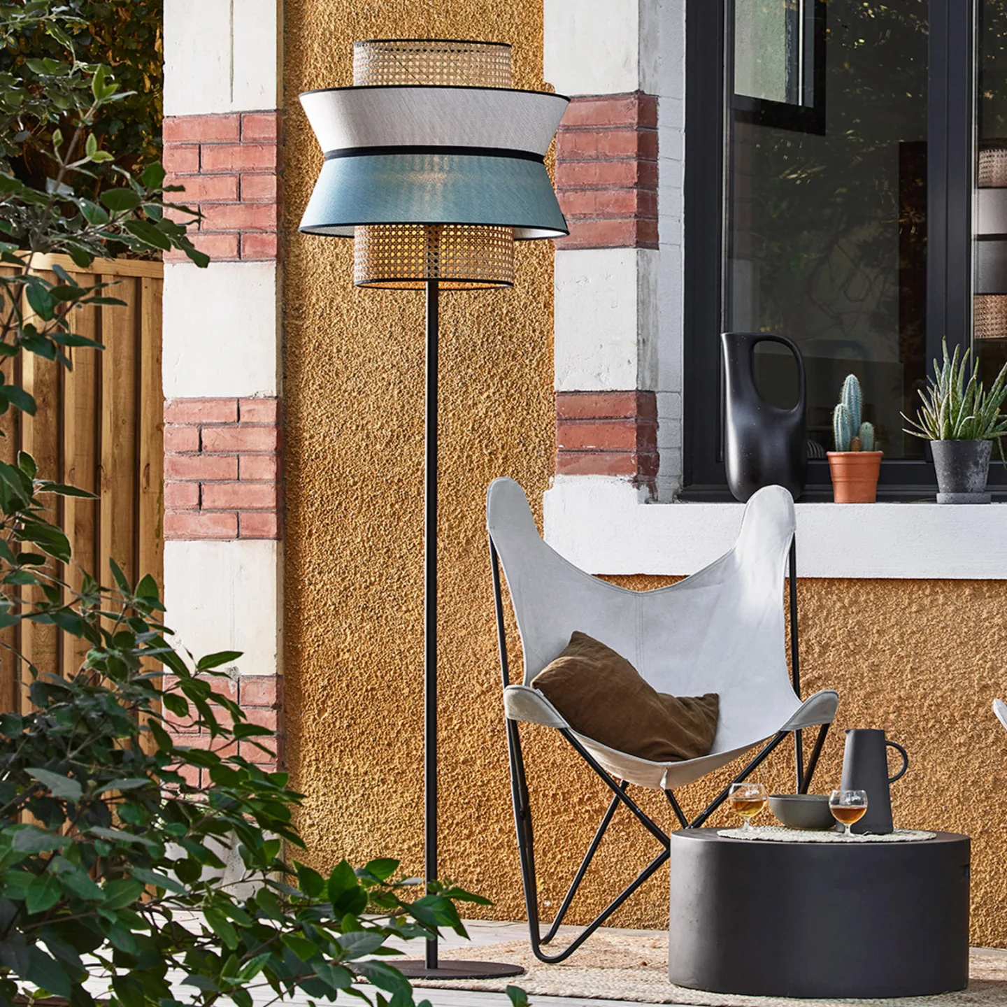 Singapour udendørs gulvlampe, alger/sand - MARKET SET - Design - Stof / tekstil - Med skærm