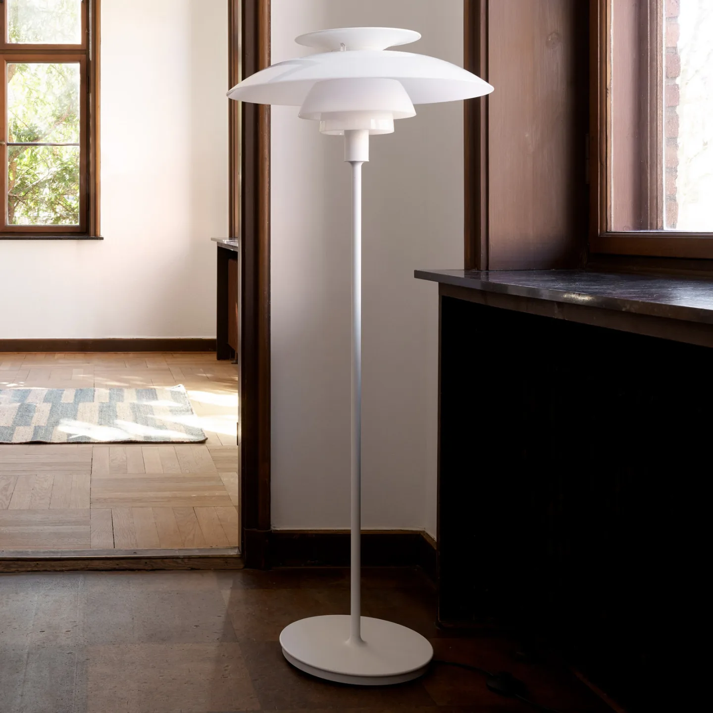 PH 80 Gulvlampe Opal/White - Louis Poulsen - Stue - Design - Metal - Med skærm