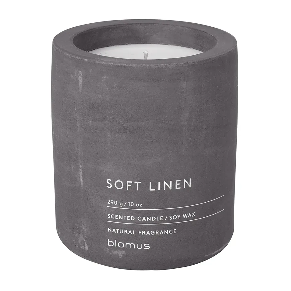 blomus Fraga Duftkerze 55 Stunden Soft Linen-Magnet