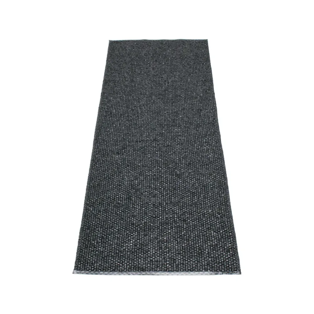 Pappelina Svea gångmatta black metallic/black 70x320 cm