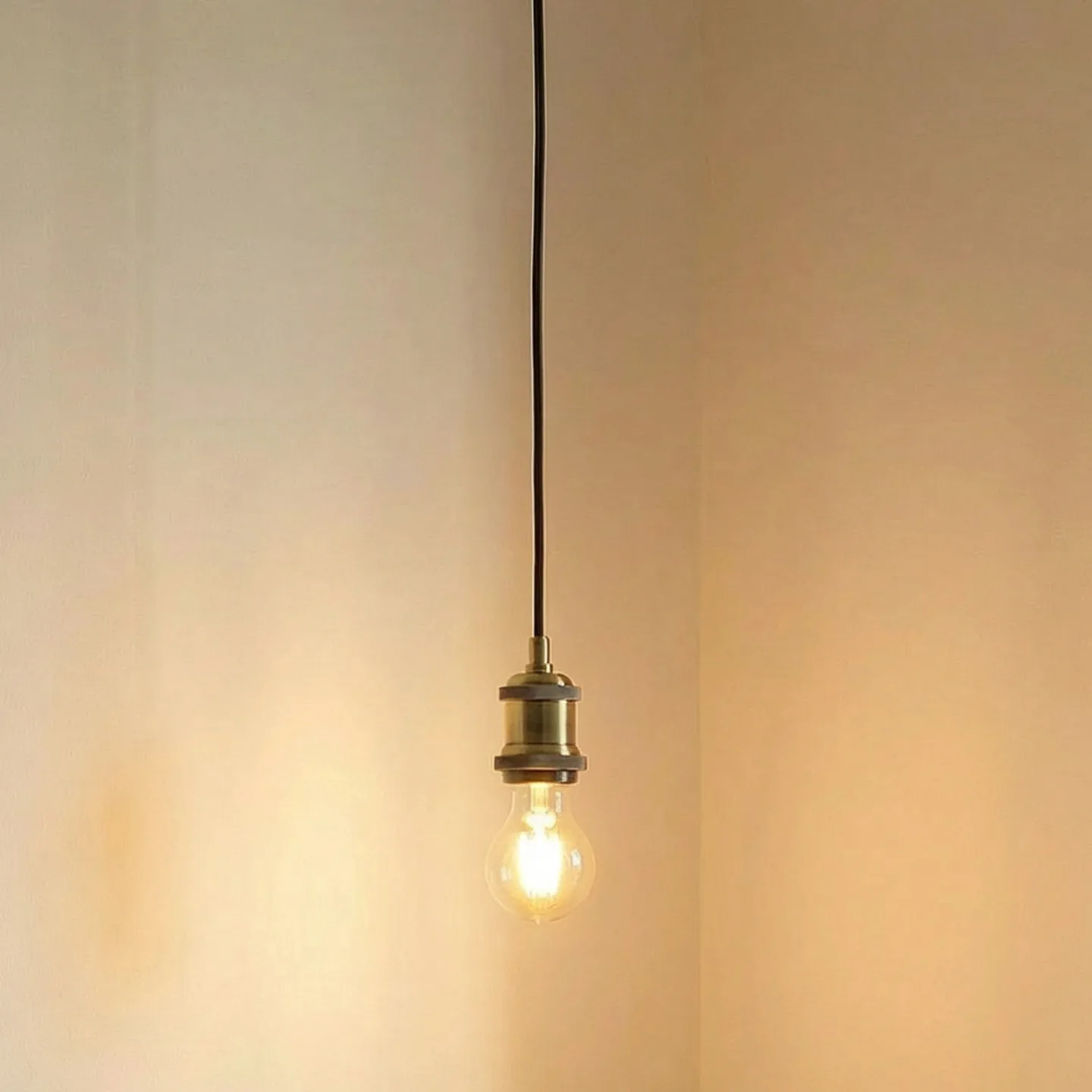 Hattie Pendelleuchte, Fassung E27, Ø 5 cm, messing, Metall - Lindby - Esszimmer - Modern - Aluminium - Einflammig