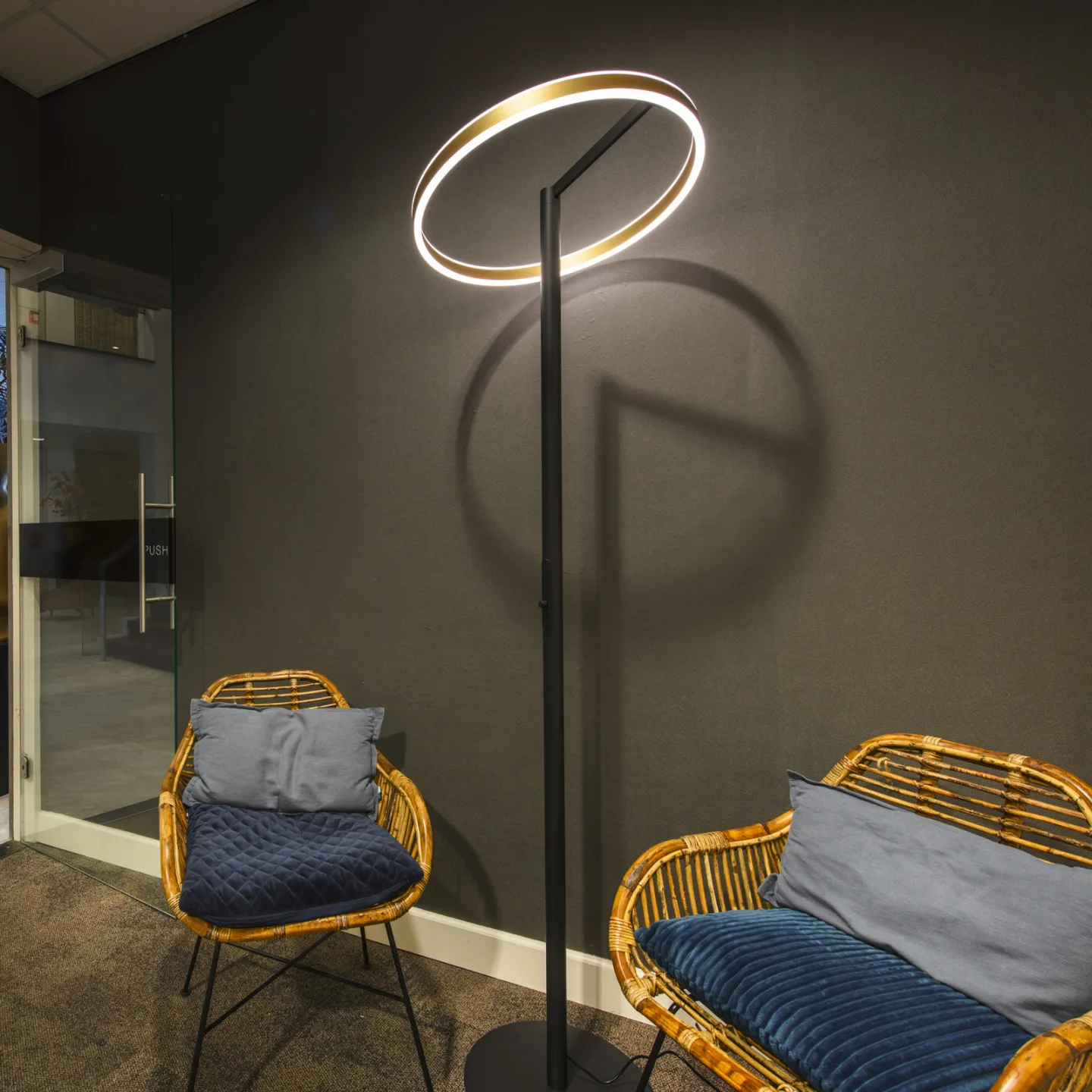 One Straight Stehleuchte 2700/3000K Black/Brass - SLV - Wohnzimmer - Modern - Metall - Ring