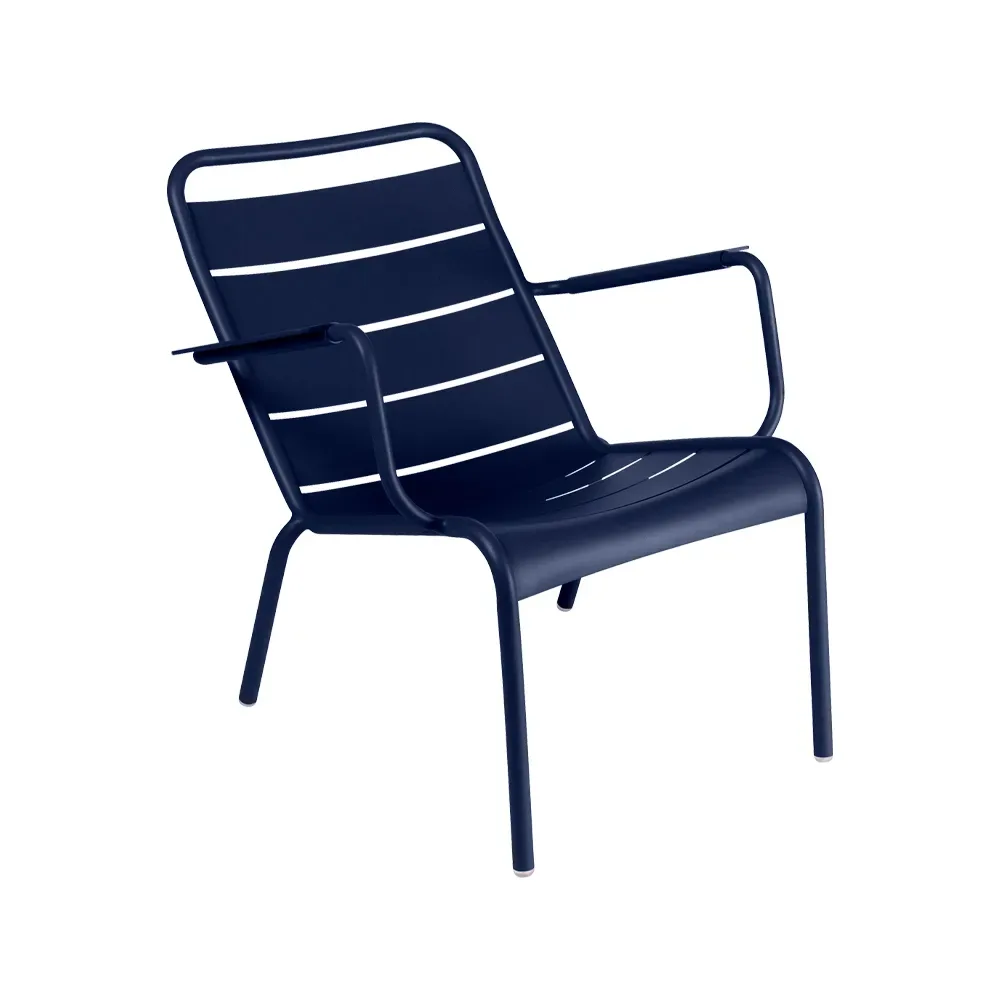 Fermob Luxembourg karmstol låg Deep blue (blå)